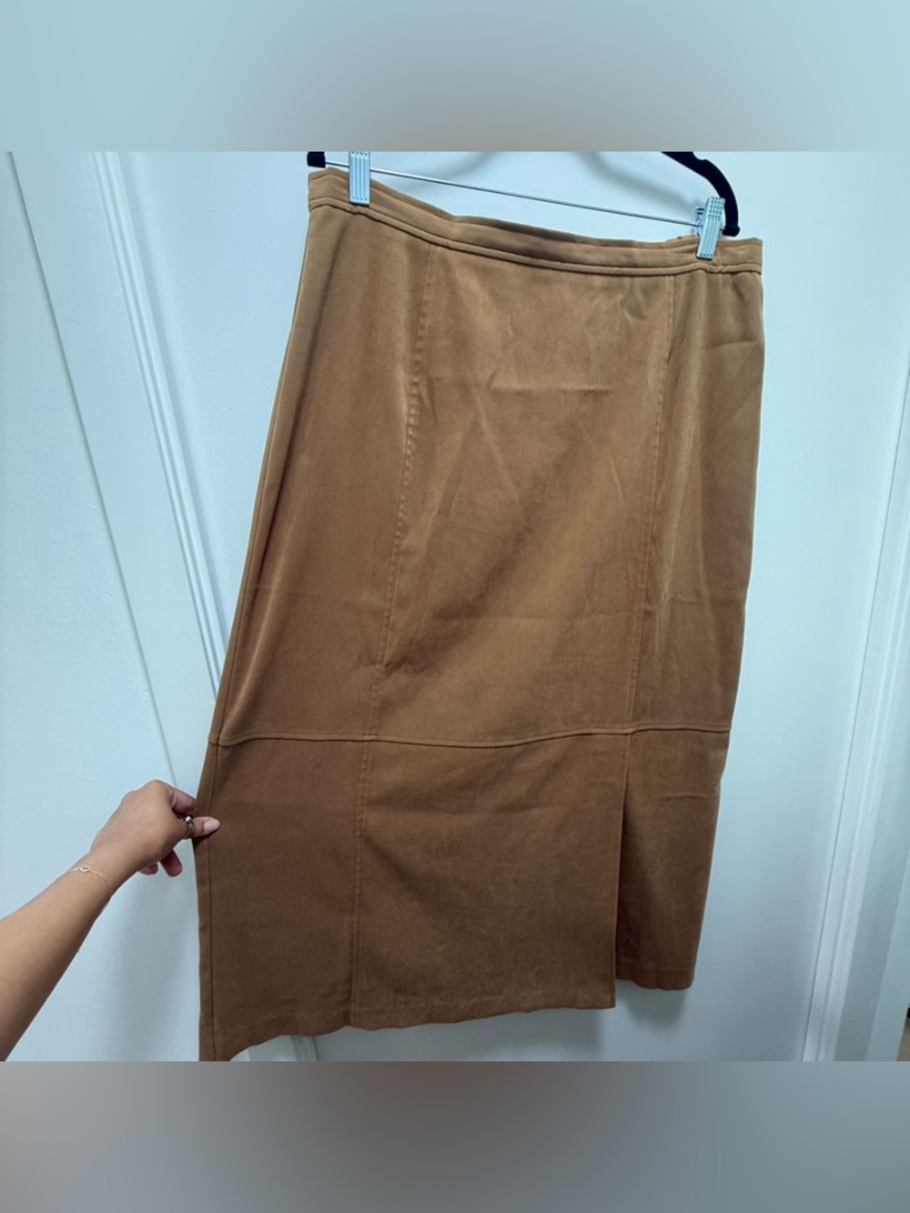 Vintage JM Collection Tan Faux Suede Midi Skirt - 90s Y2K Office Chic